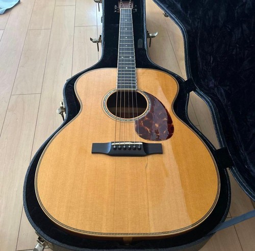 Larrivee acoustic guitar - larrivee,