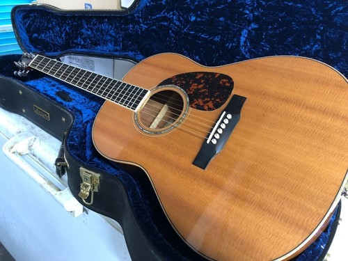 Larrivee acoustic guitar - l-05,